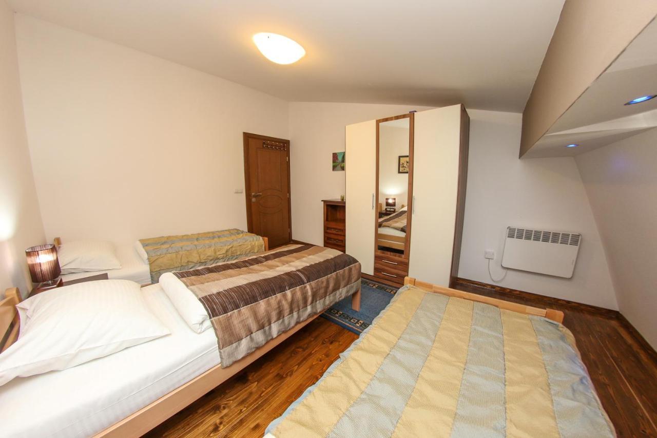 Apartments Cyrano 1&2 Сараево Экстерьер фото