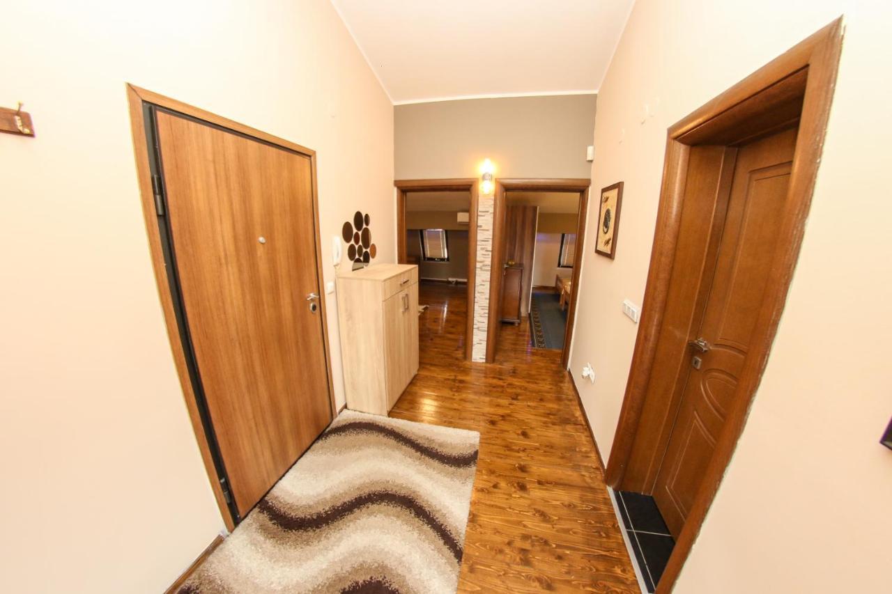 Apartments Cyrano 1&2 Сараево Экстерьер фото