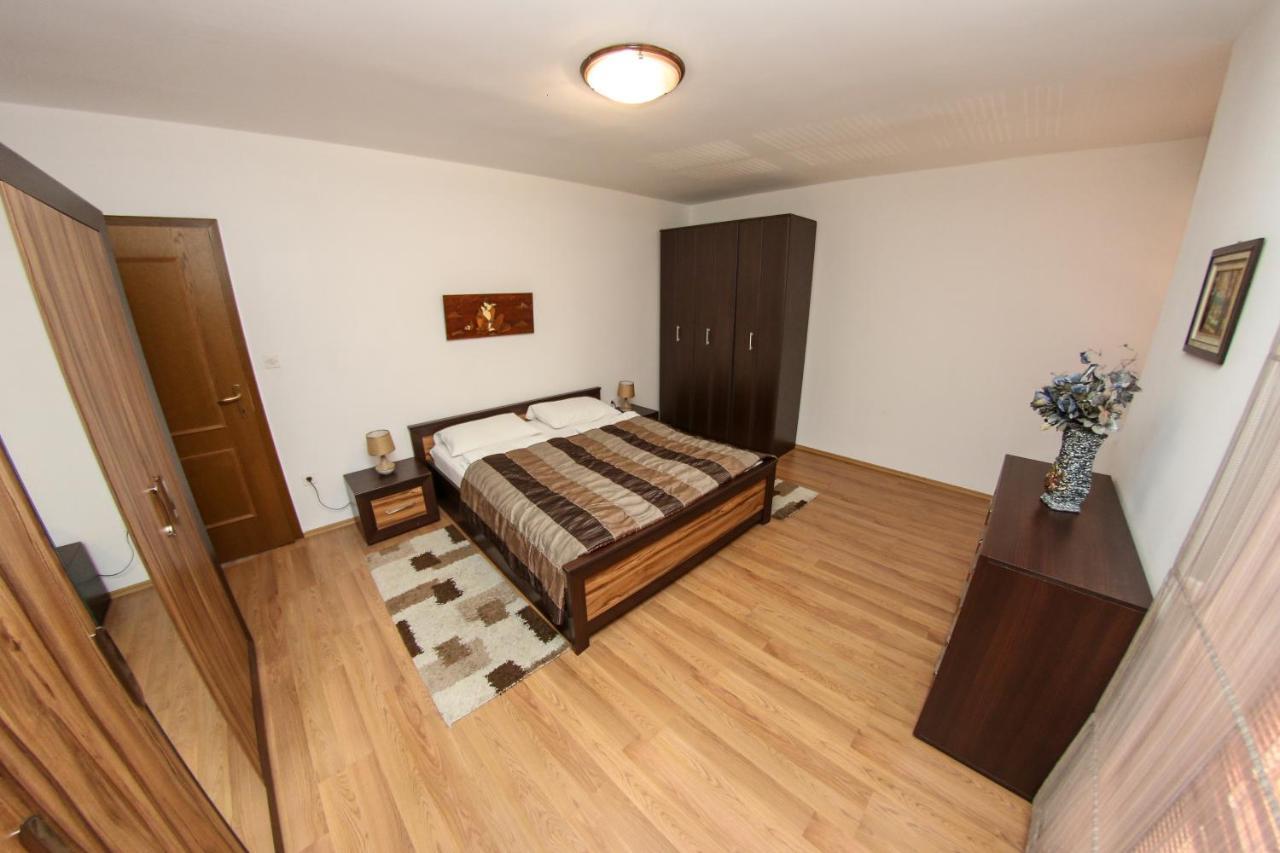 Apartments Cyrano 1&2 Сараево Экстерьер фото