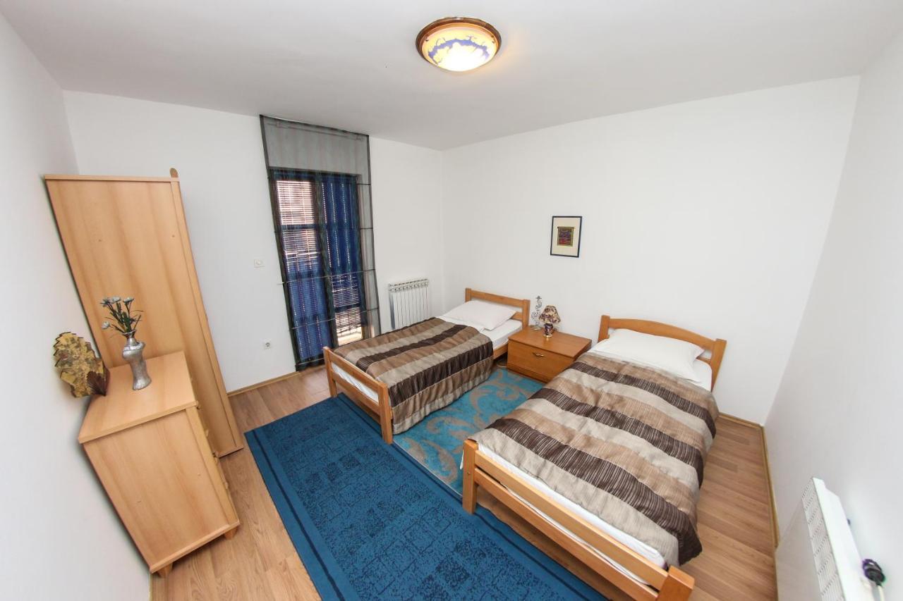 Apartments Cyrano 1&2 Сараево Экстерьер фото